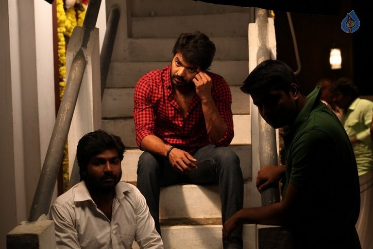 Pugazh Tamil Film Photos - 11 / 30 photos