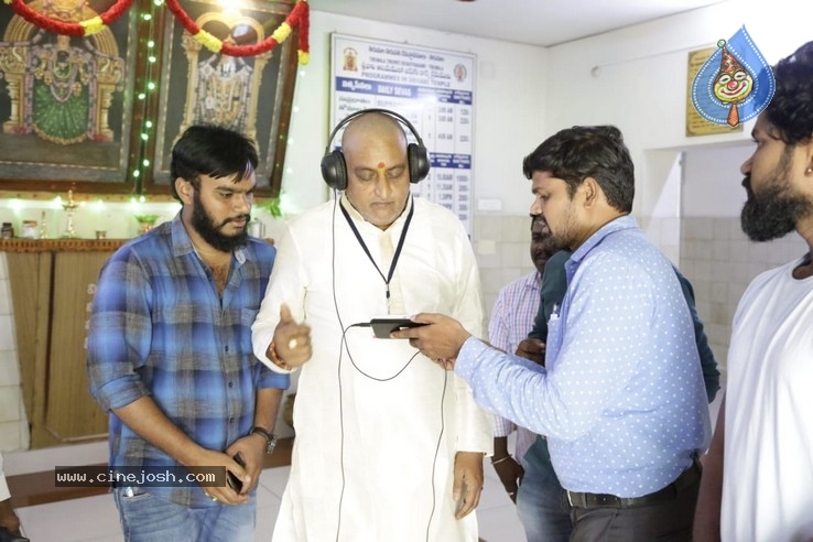 Purdhvi Praises Radhera Team - 5 / 9 photos