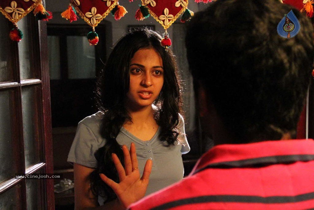 Puthagam Tamil Movie Stills - 47 / 114 photos