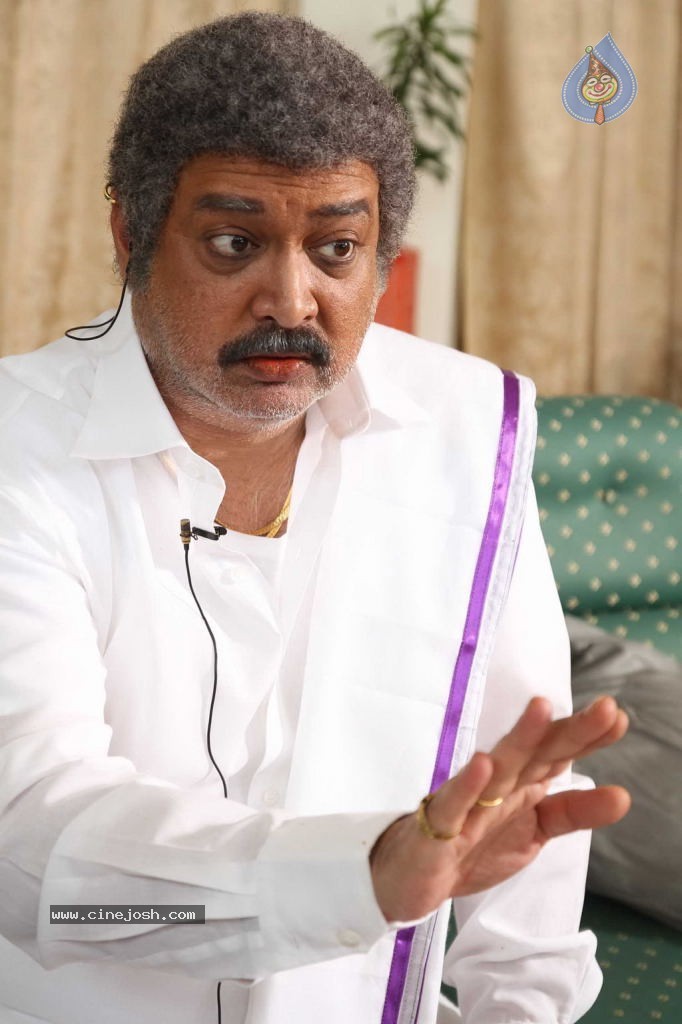 Puthagam Tamil Movie Stills - 67 / 114 photos
