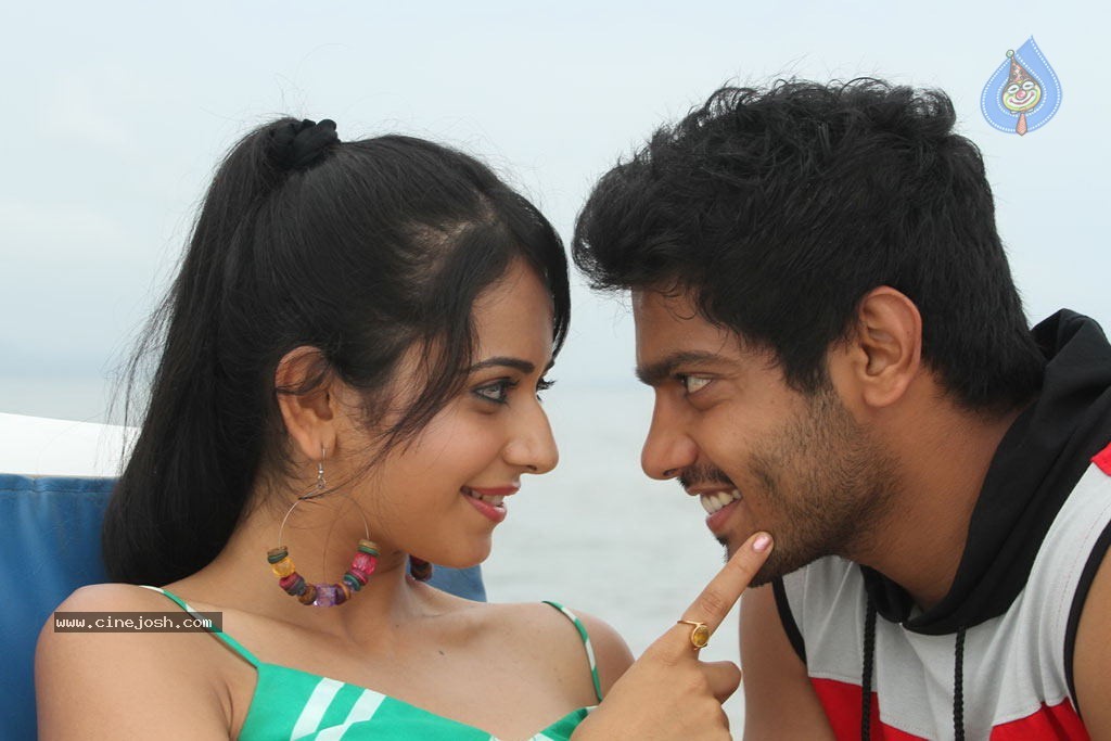Puthagam Tamil Movie Stills - 74 / 114 photos