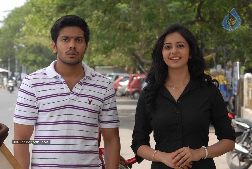 Puthagam Tamil Movie Stills - 83 / 114 photos
