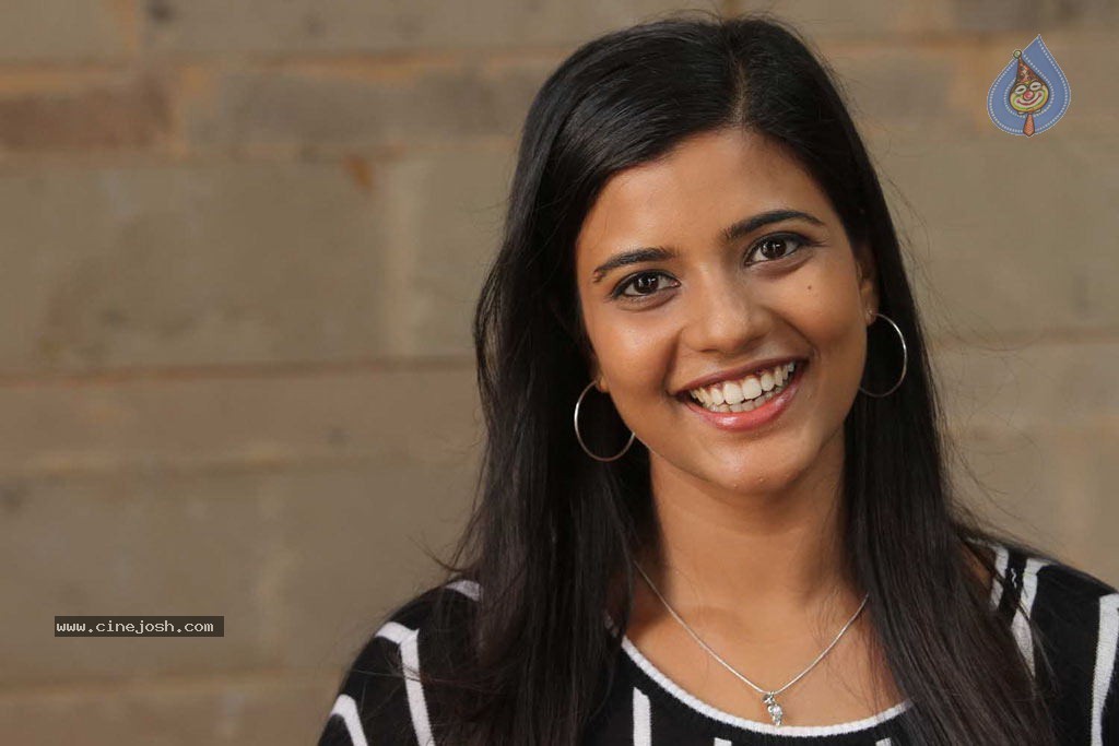 Puthagam Tamil Movie Stills - 84 / 114 photos