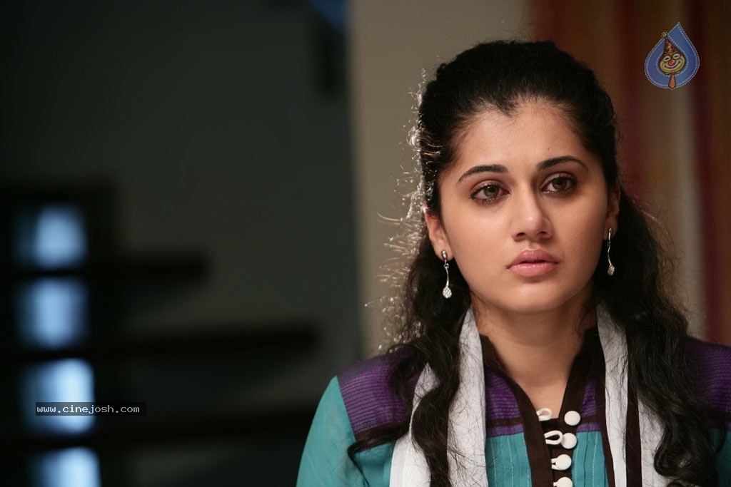 Puthuvai Managaram Tamil Movie Stills - 60 / 75 photos