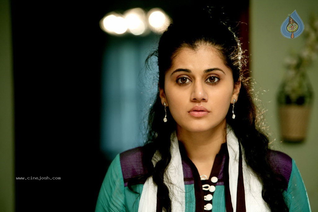 Puthuvai Managaram Tamil Movie Stills - 61 / 75 photos
