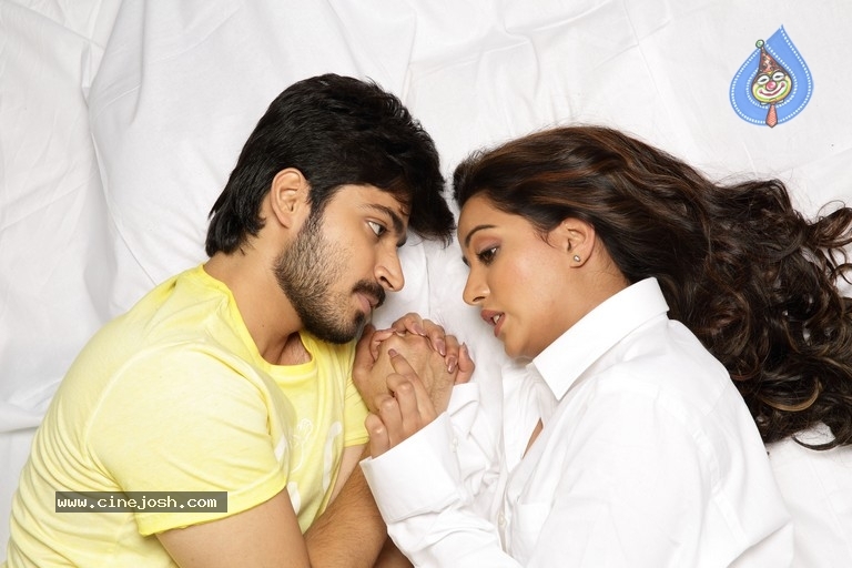 Pyaar Prema Kaadhal Poster and Photos - 3 / 6 photos