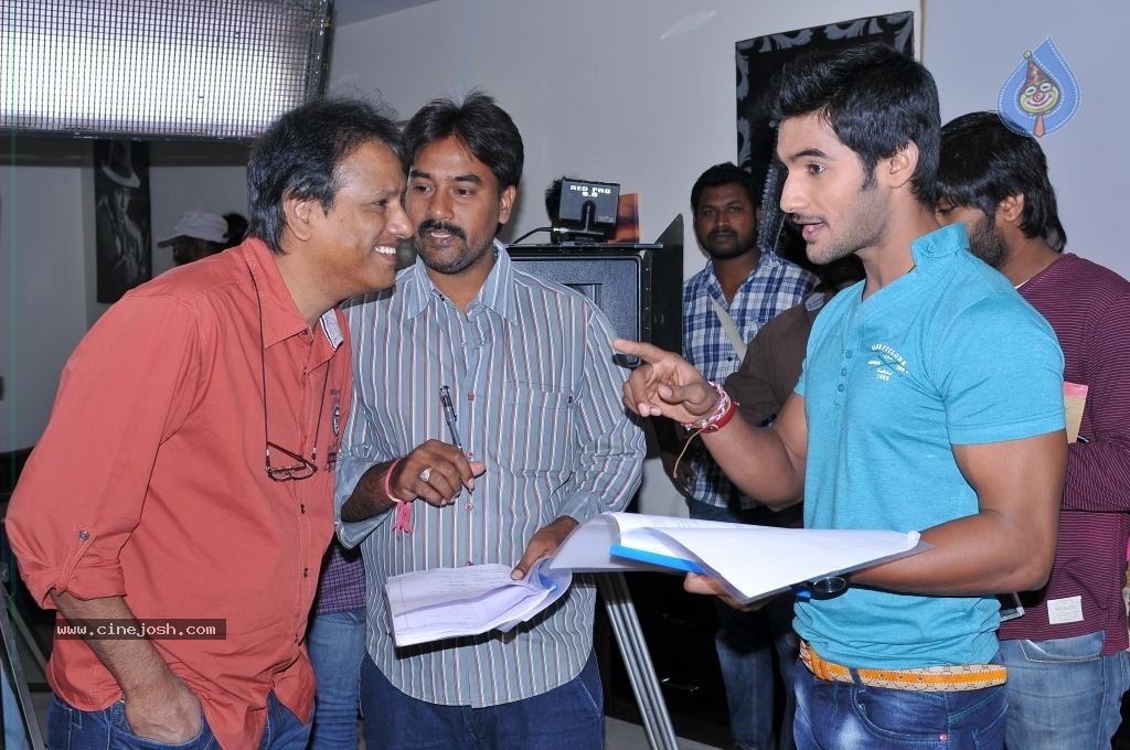 Pyar Mein Padipoyane Gallery - 33 / 36 photos