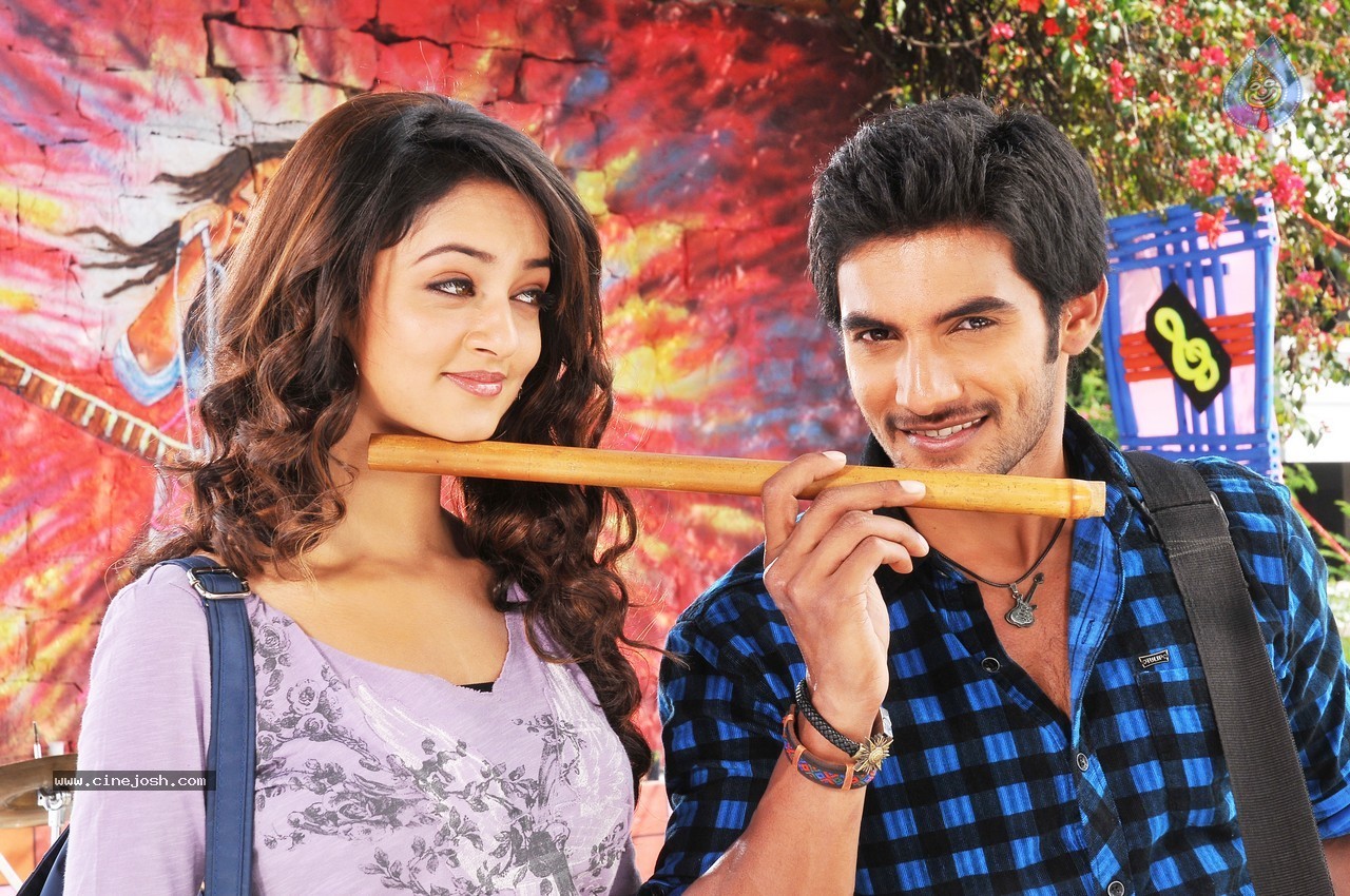 Pyar Mein Padipoyane Photos - 3 / 3 photos