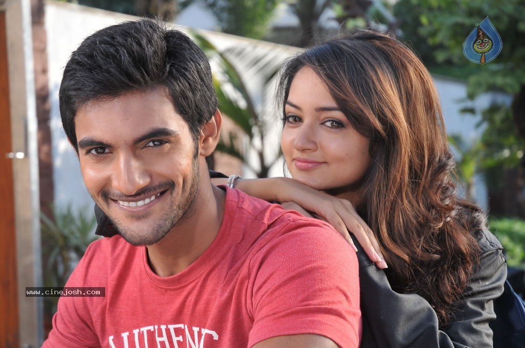 Pyar Mein Padipoyane Stills - 3 / 5 photos