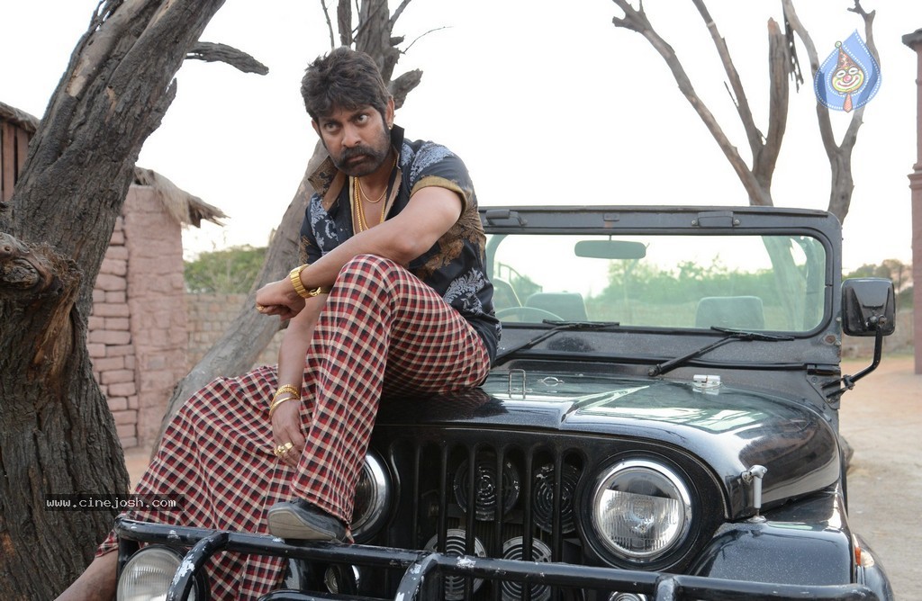 Ra Ra Krishnayya Stills n Walls - 5 / 17 photos