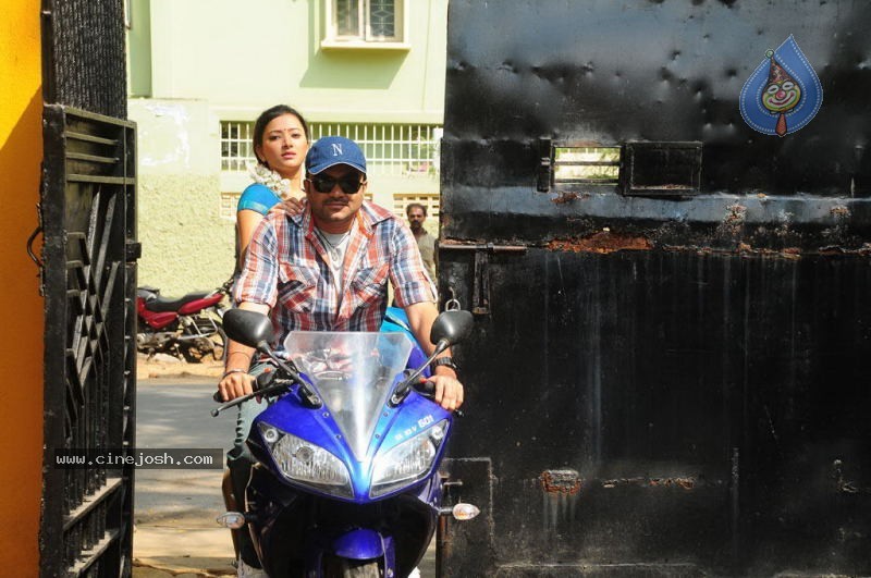 Ra Ra Tamil Movie New Stills - 18 / 59 photos