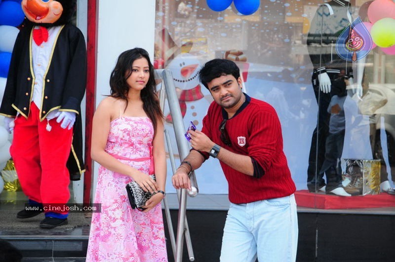 Ra Ra Tamil Movie Stills - 5 / 33 photos