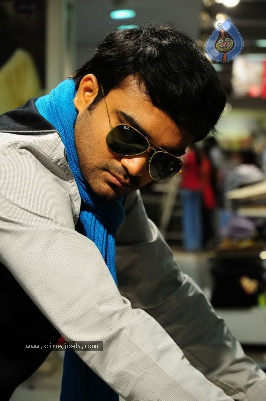 Ra Ra Tamil Movie Stills - 30 / 33 photos