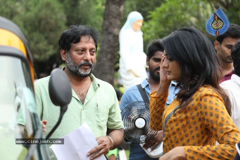 Raaga 24 Gantallo Movie Working  Stills - 15 / 20 photos