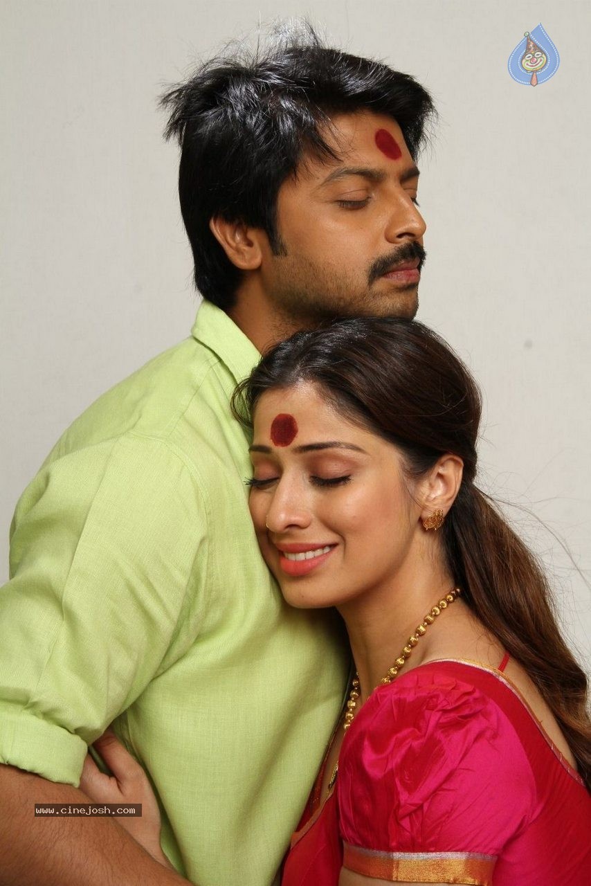 Raai Laxmi's Sowkarpettai Tamil Movie Photos - 16 / 30 photos