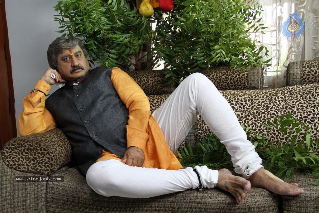 Raai Laxmi's Sowkarpettai Tamil Movie Photos - 17 / 30 photos