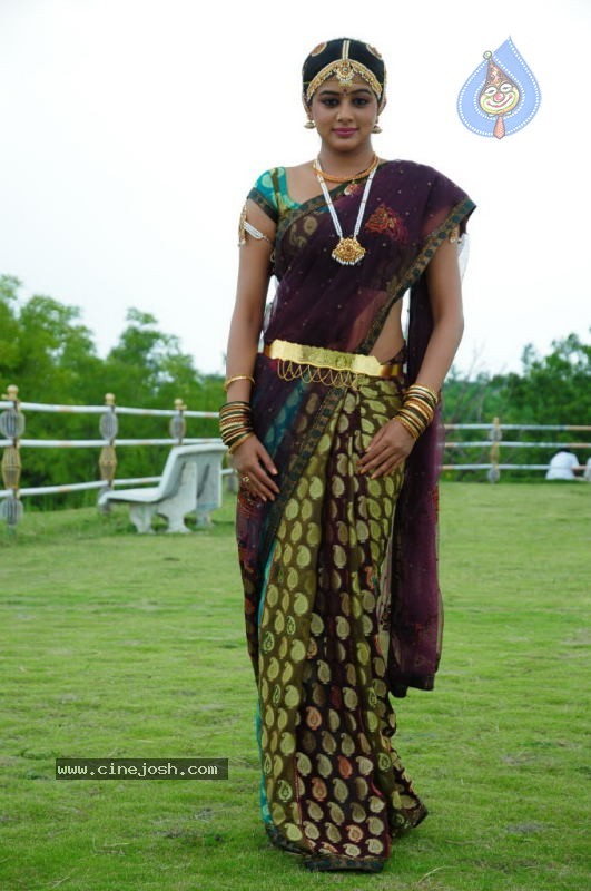 Raaj Movie Stills - 46 / 47 photos