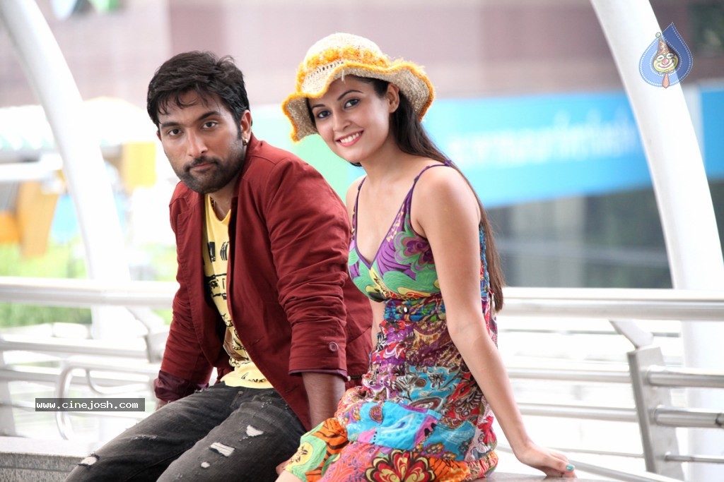 Race Movie New Photos - 1 / 8 photos