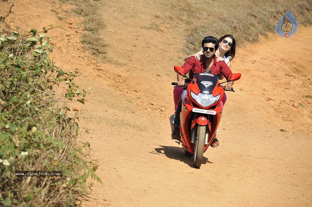 Rachcha Movie New Stills - 25 / 53 photos