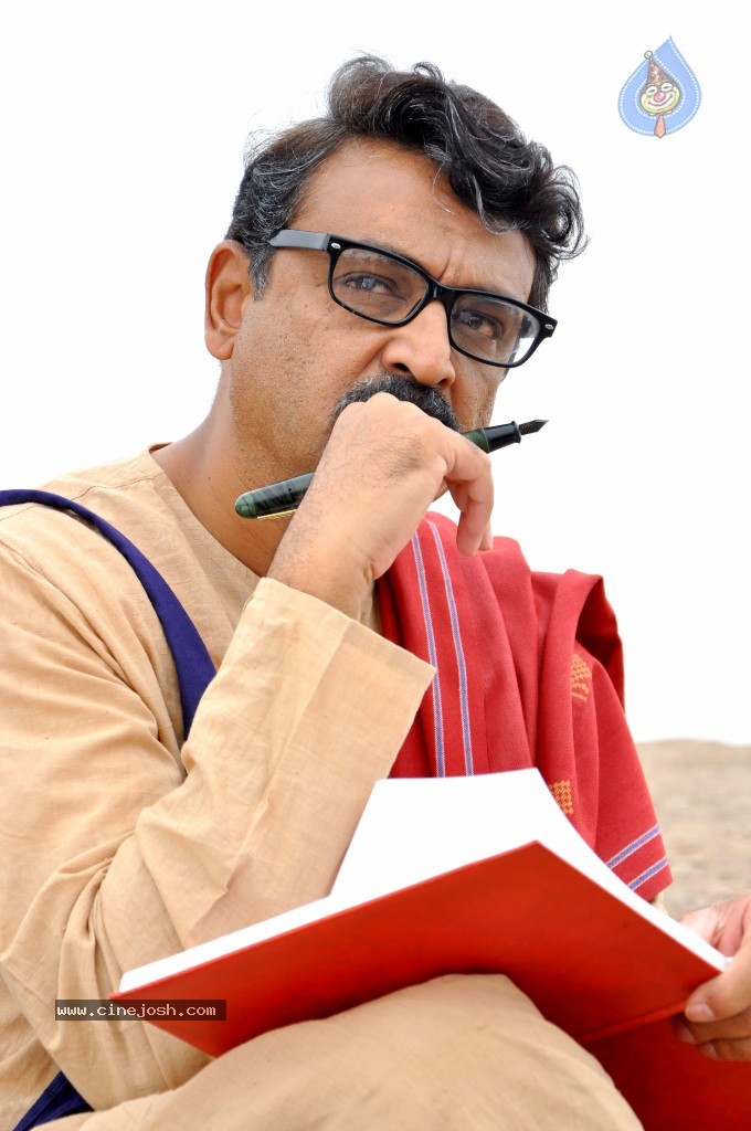 Raghupathi Venkaiah Naidu Movie Stills - 25 / 27 photos