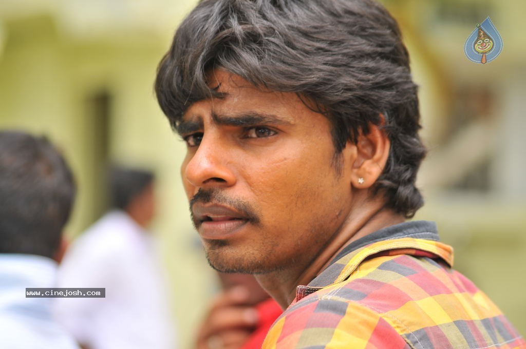 Railway Station Movie New Stills - 3 / 40 photos