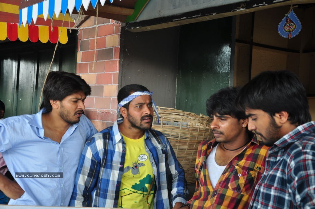Railway Station Movie Stills - 47 / 64 photos