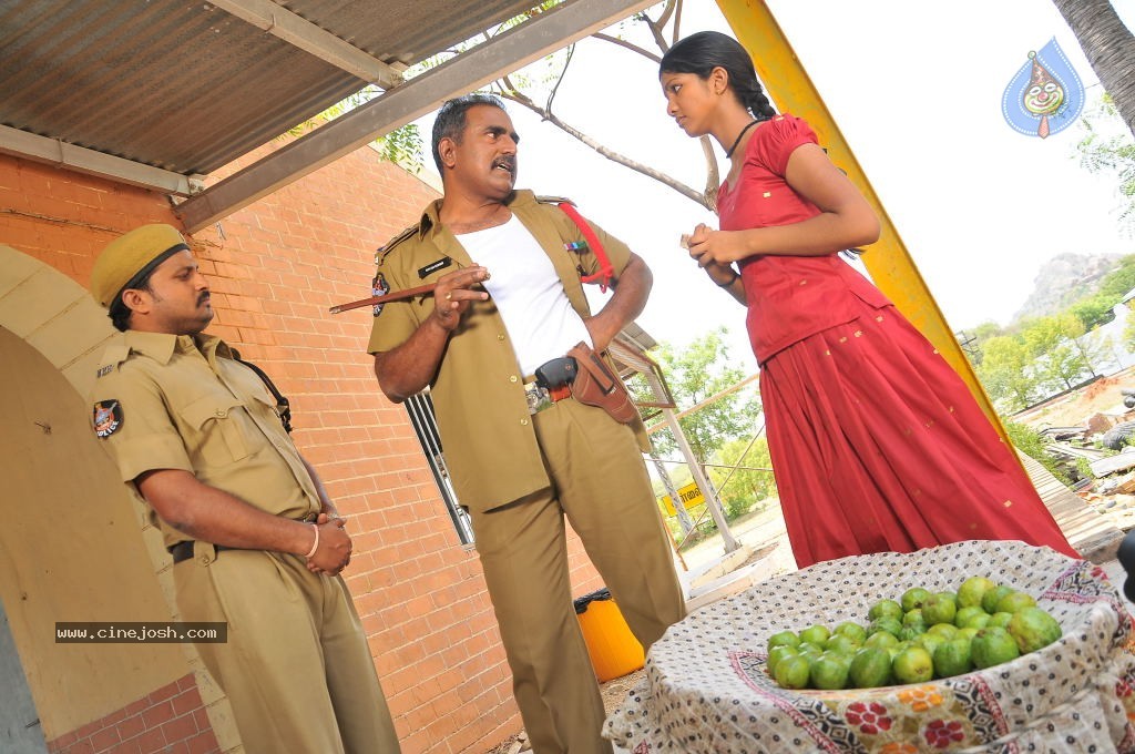 Railway Station Movie Stills - 31 / 49 photos