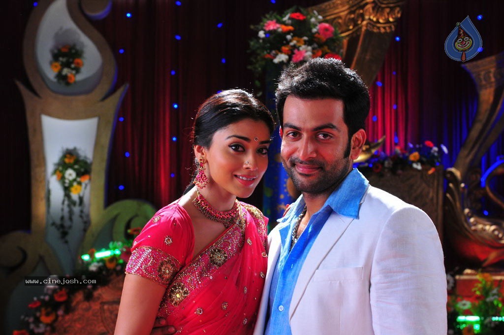 Raja Pokkiri Raja Tamil Movie Stills - 8 / 71 photos