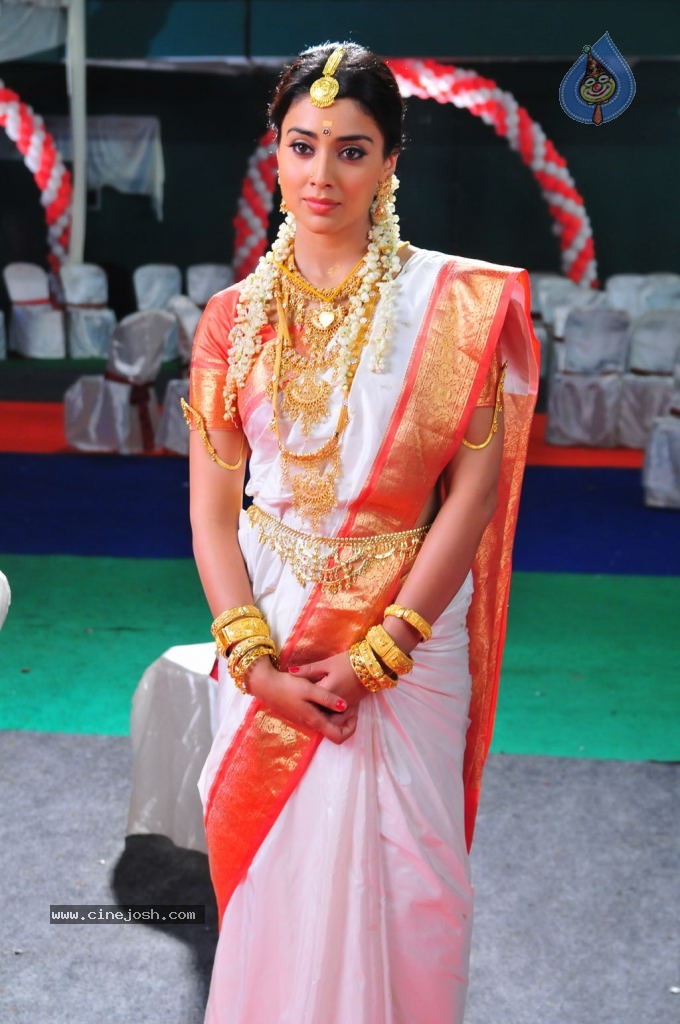 Raja Pokkiri Raja Tamil Movie Stills - 62 / 71 photos