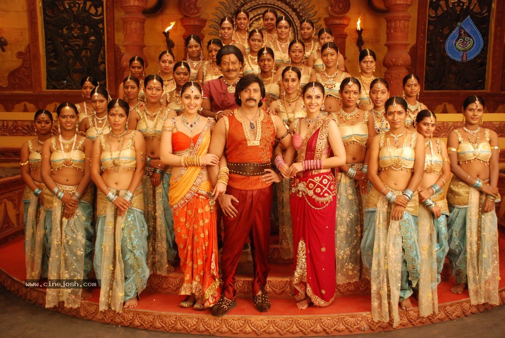 Rajakota Rahasyam Movie Photos - 79 / 148 photos