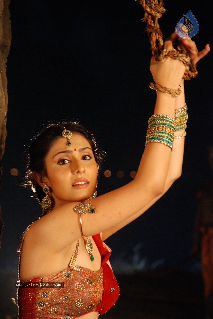 Rajakota Rahasyam Movie Photos - 143 / 148 photos