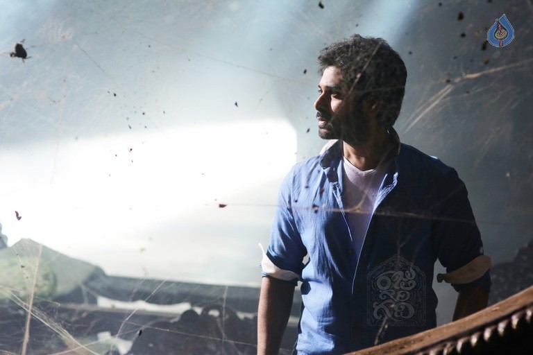 Raju Gari Gadi Film Photos - 6 / 32 photos