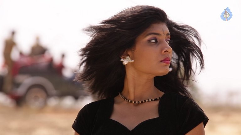 Raju Gari Intlo 7 Va Roju Photos - 26 / 29 photos