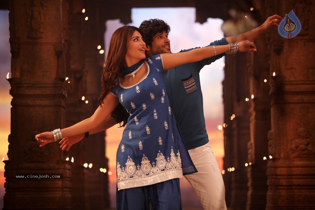 Ramaiya Vastavaiya Stills n Posters - 159 / 283 photos