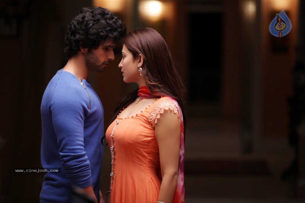 Ramaiya Vastavaiya Stills n Posters - 217 / 283 photos