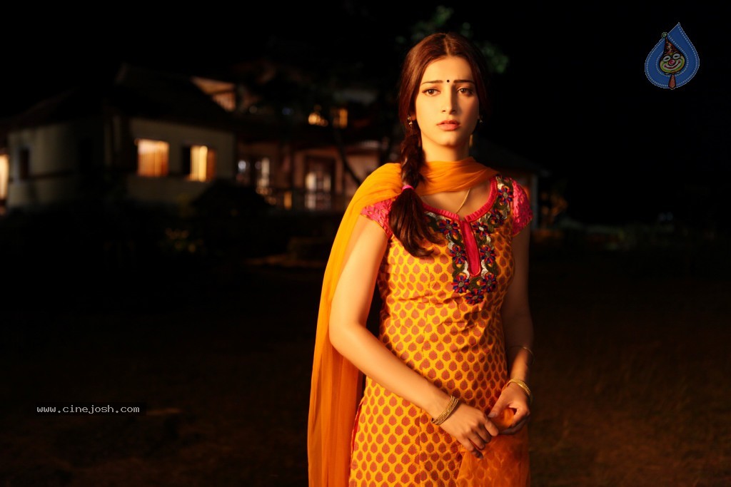 Ramaiya Vastavaiya Stills n Posters - 258 / 283 photos