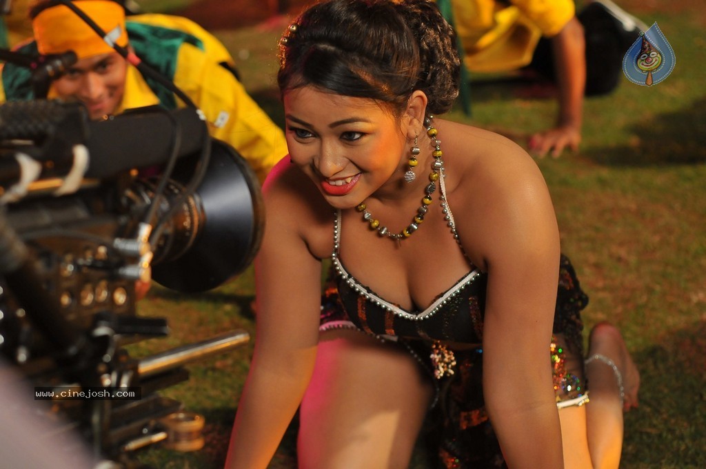 Ramudu Manchi Baludu Movie New Stills - 53 / 150 photos