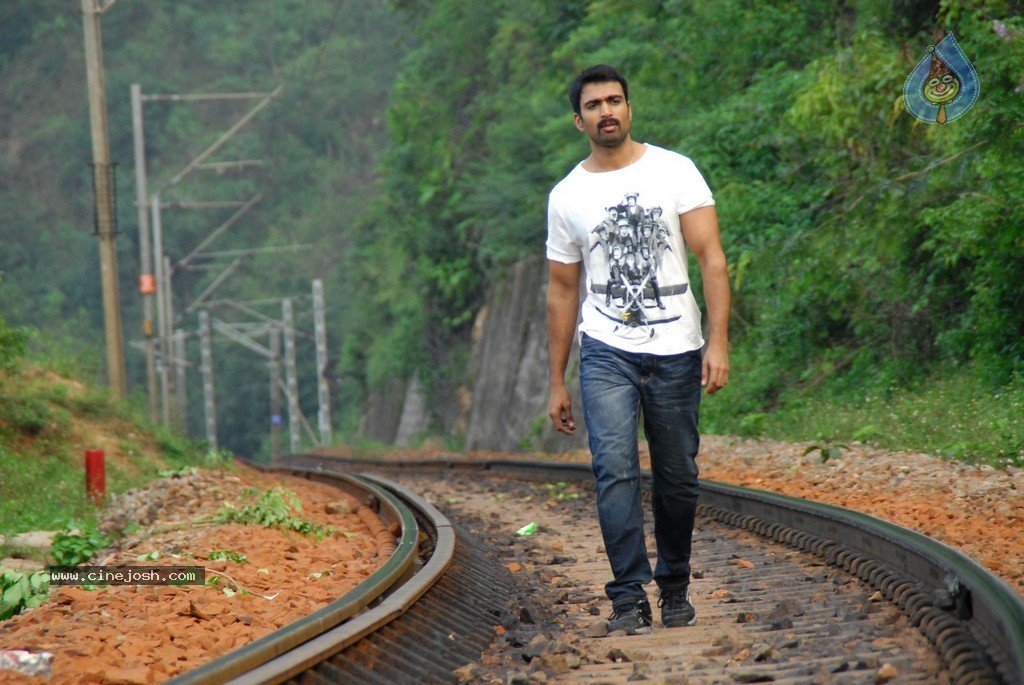 Ramudu Manchi Baludu Movie New Stills - 106 / 150 photos