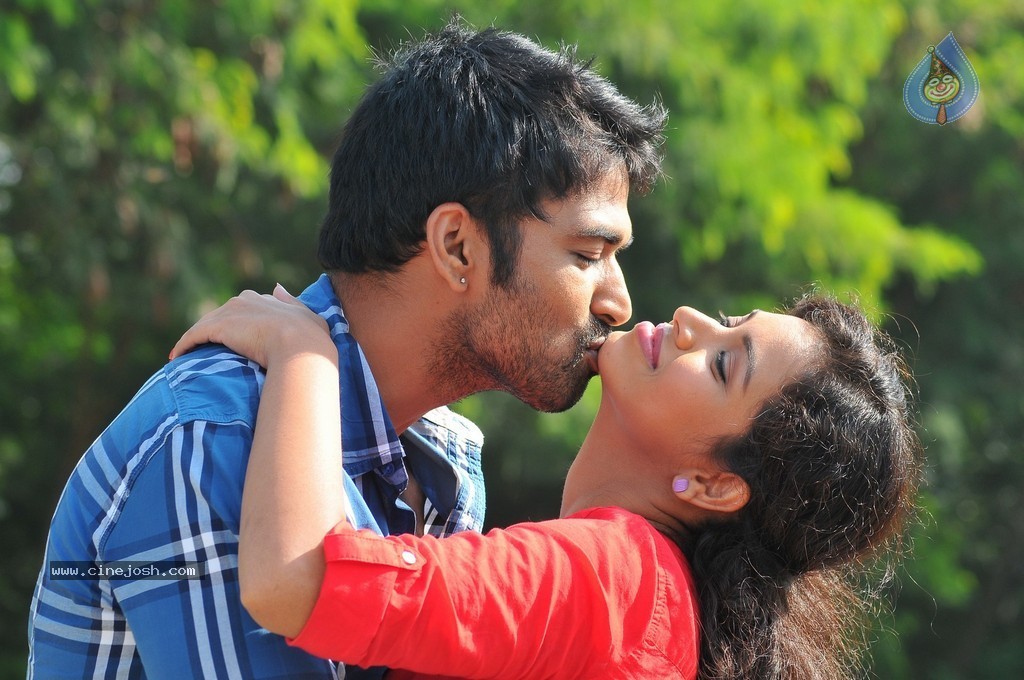 Ramudu Manchi Baludu Movie New Stills - 144 / 150 photos