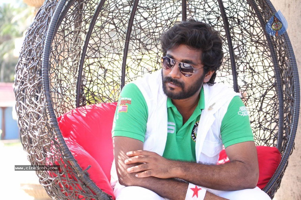 Ranam Tamil Movie New Stills - 32 / 52 photos