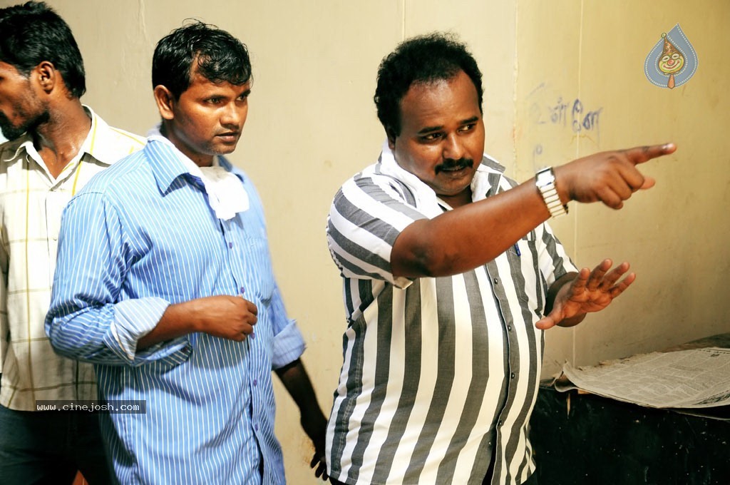 Ranam Tamil Movie Stills - 42 / 99 photos