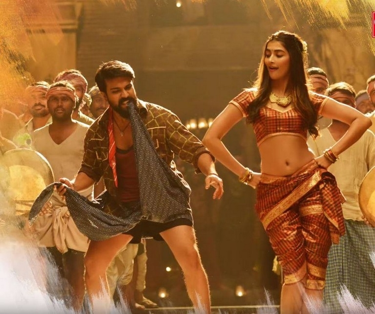 Rangasthalam Movie New Stills - 6 / 9 photos