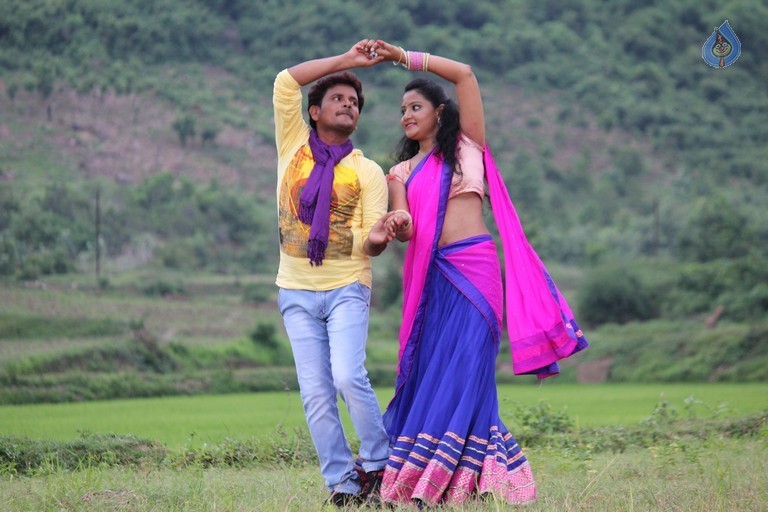 Rendaksharalu Photos and Posters - 38 / 133 photos