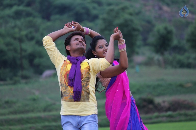 Rendaksharalu Photos and Posters - 61 / 133 photos