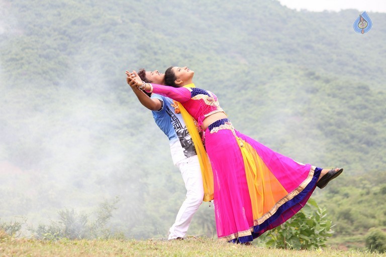 Rendaksharalu Photos and Posters - 128 / 133 photos