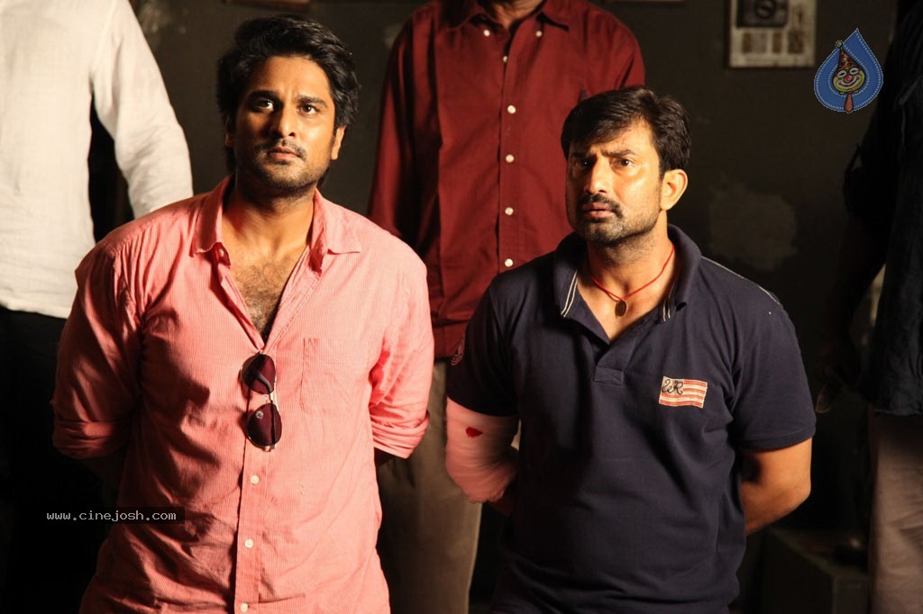 Rendavathu Padam Tamil Movie New Stills - 21 / 54 photos