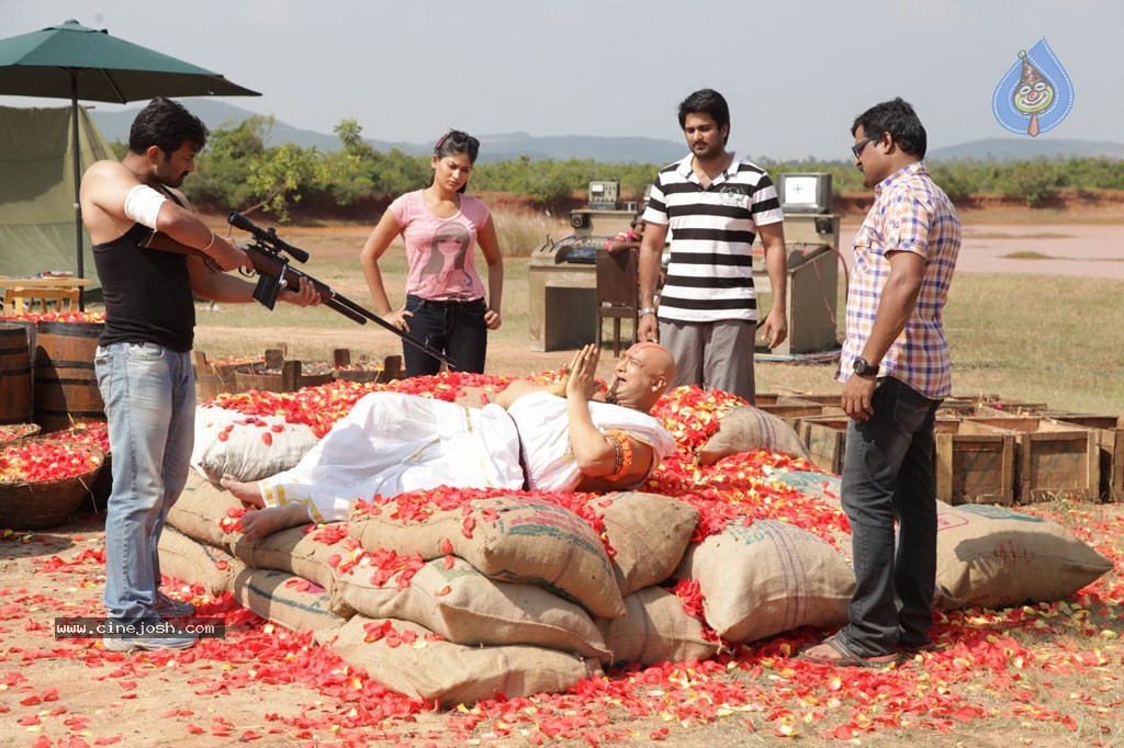 Rendavathu Padam Tamil Movie New Stills - 53 / 54 photos