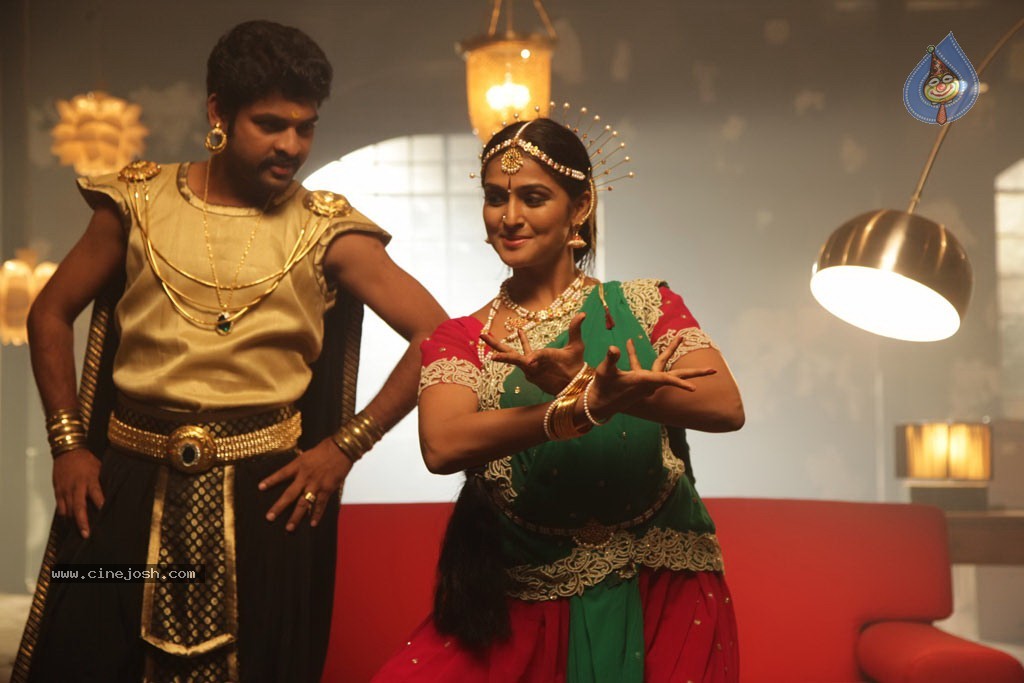 Rendavathu Padam Tamil Movie Photos - 9 / 90 photos