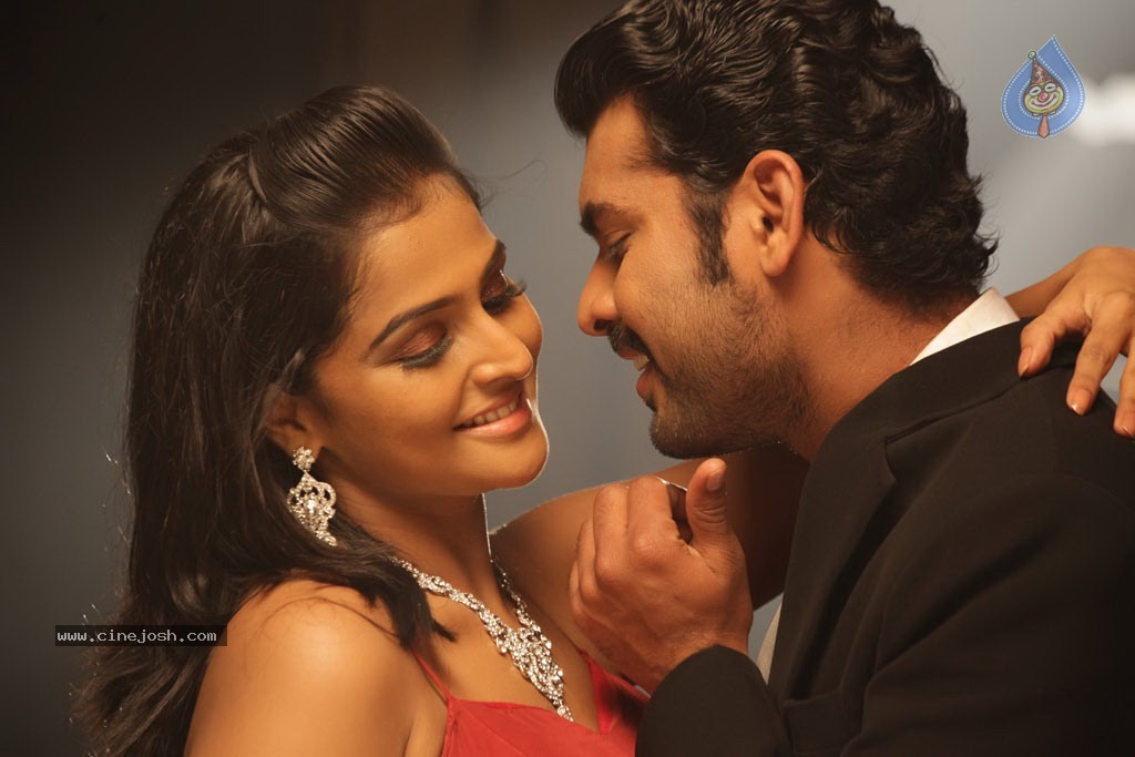 Rendavathu Padam Tamil Movie Photos - 15 / 90 photos