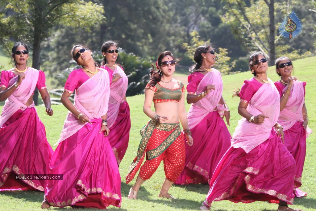 Rey Rey Movie New Photos - 16 / 40 photos